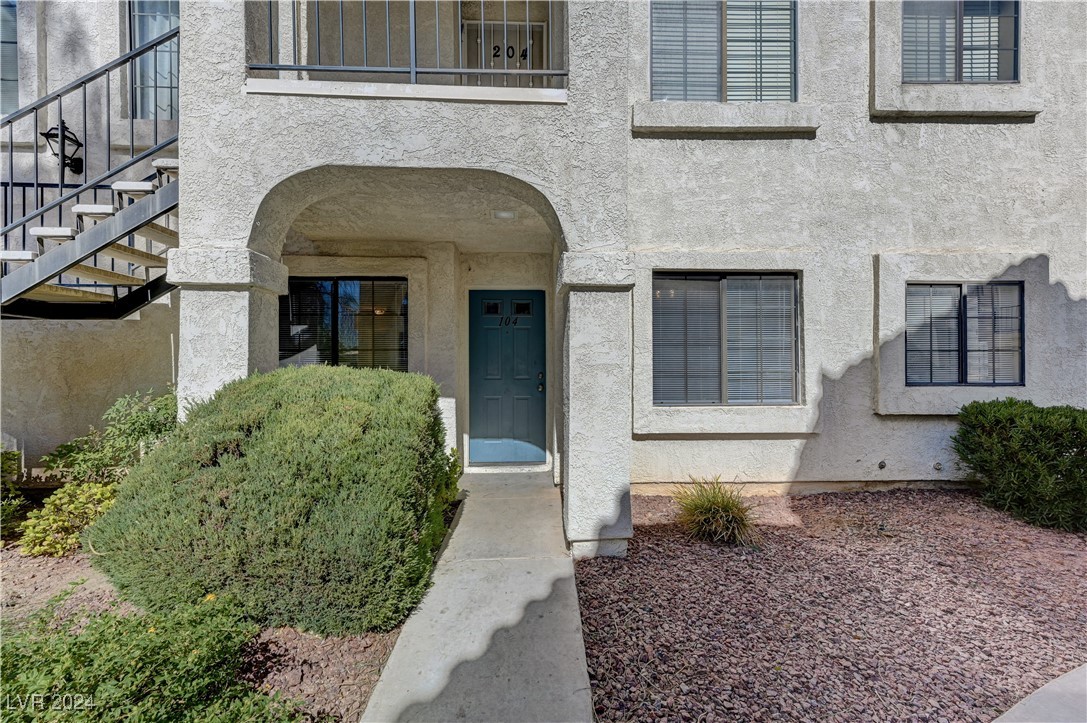4860 Nara Vista Way 104 Property Photo 33
