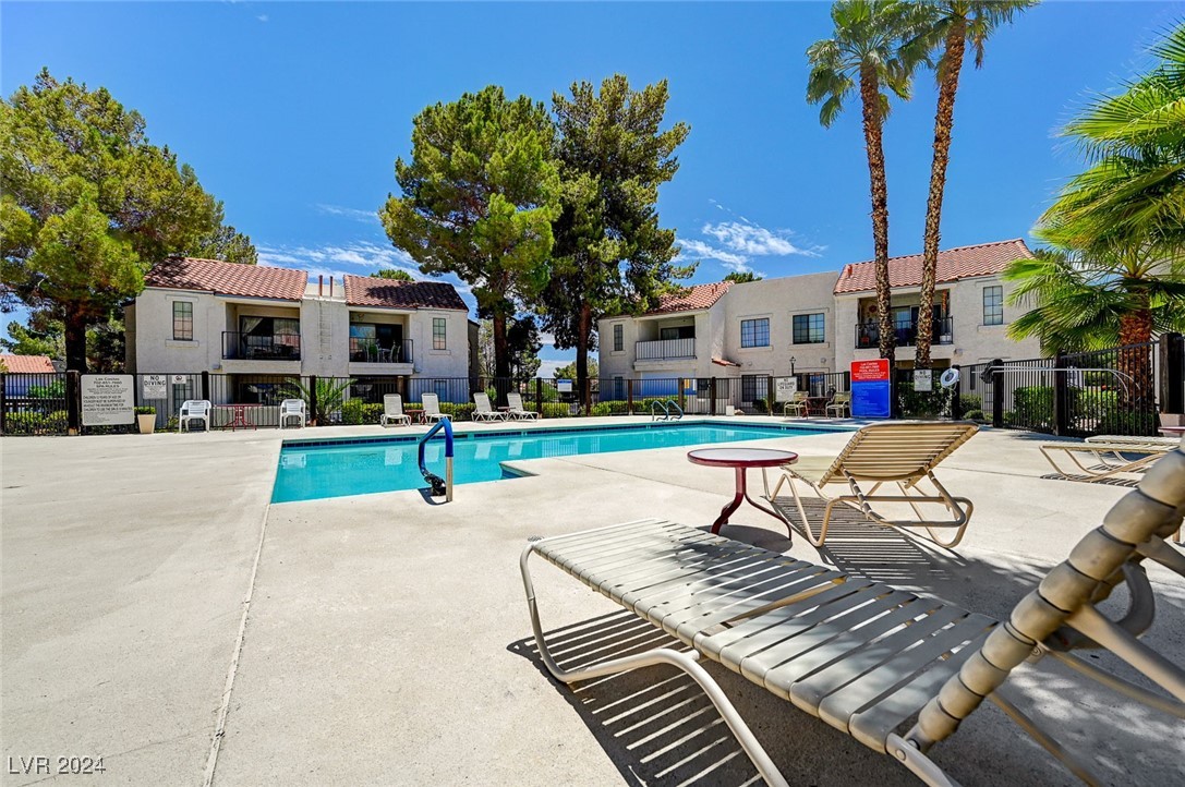 4860 Nara Vista Way 104 Property Photo 41