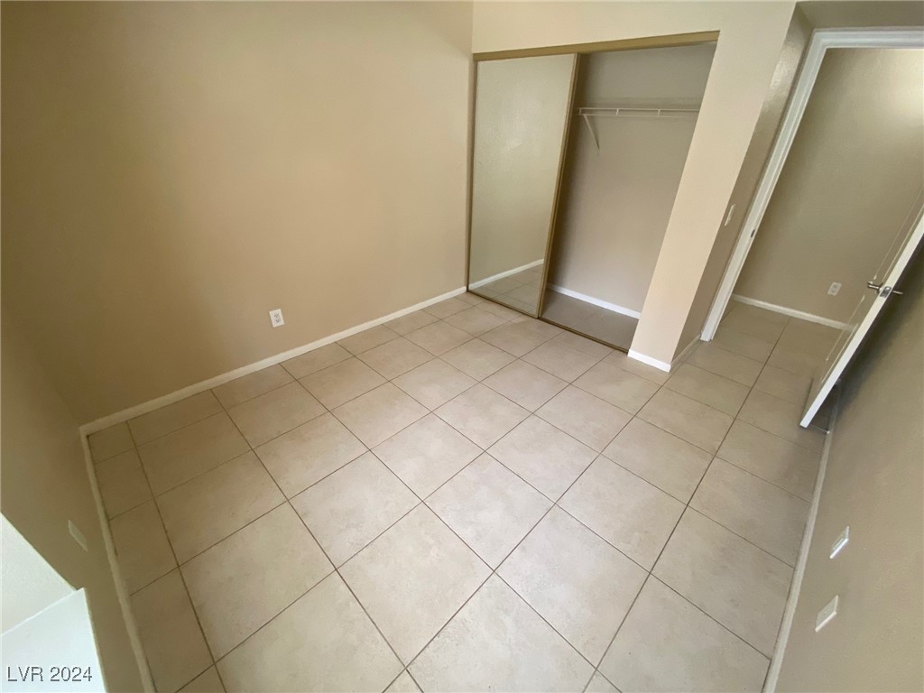 9325 West Desert Inn Road 143 Property Photo 6