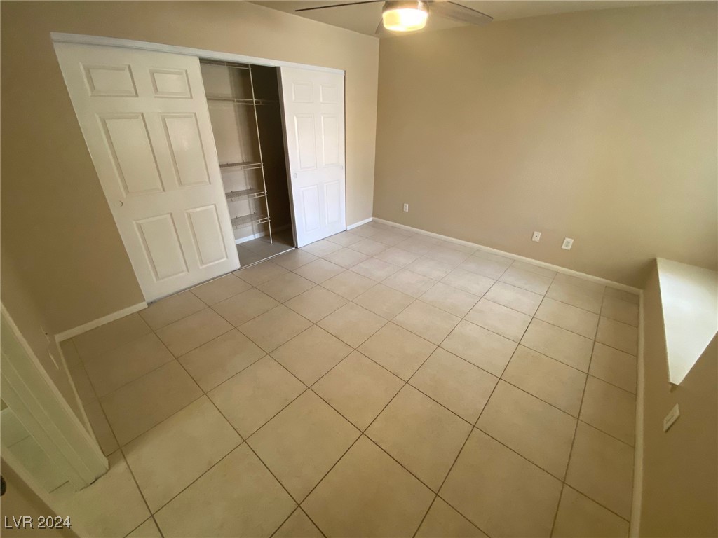 9325 West Desert Inn Road 143 Property Photo 18