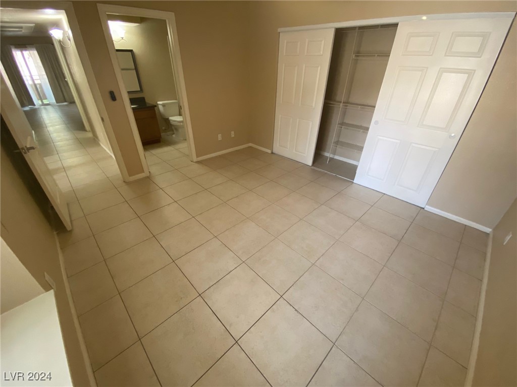 9325 West Desert Inn Road 143 Property Photo 21