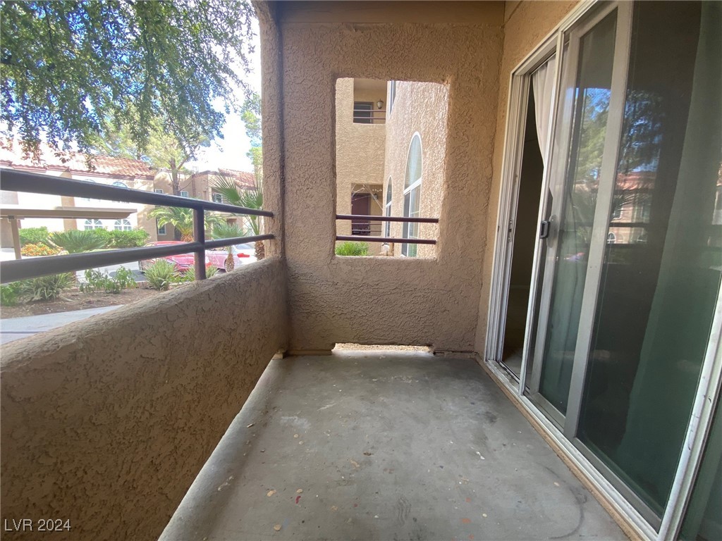 9325 West Desert Inn Road 143 Property Photo 24