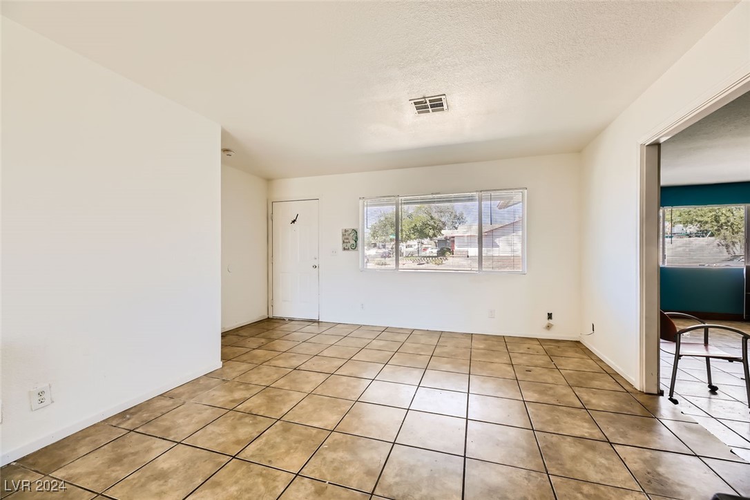 425 Oil Lantern Lane Property Photo 7