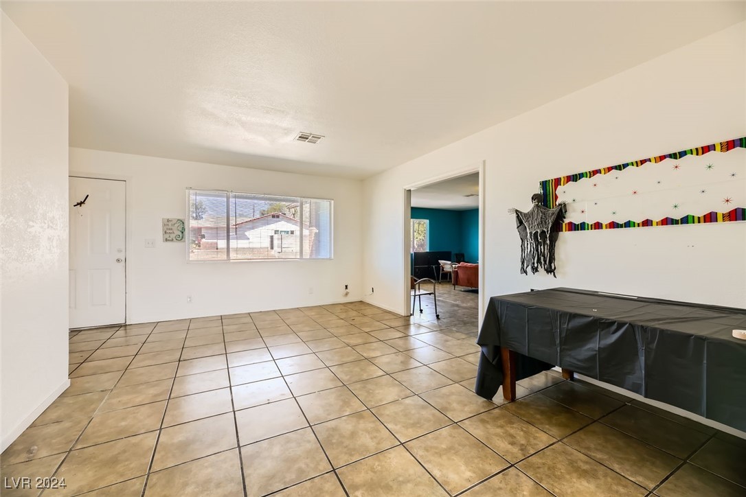 425 Oil Lantern Lane Property Photo 8