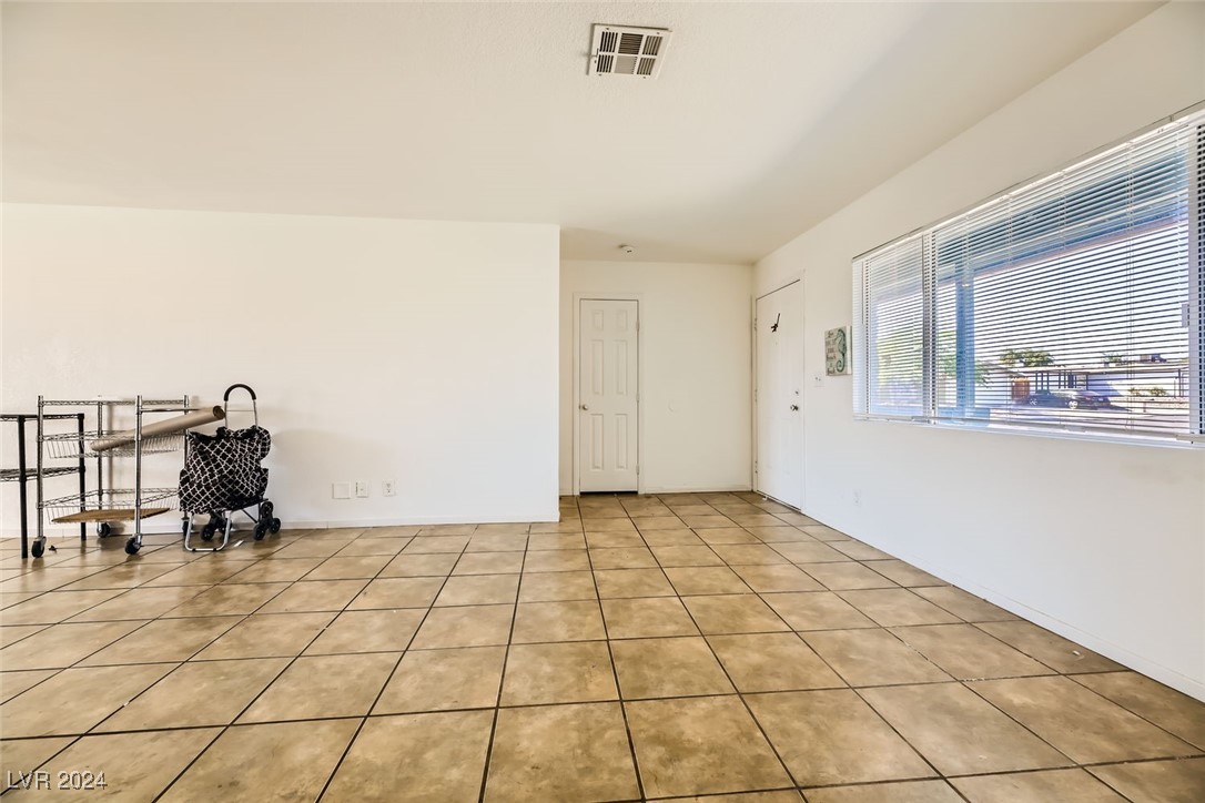 425 Oil Lantern Lane Property Photo 9