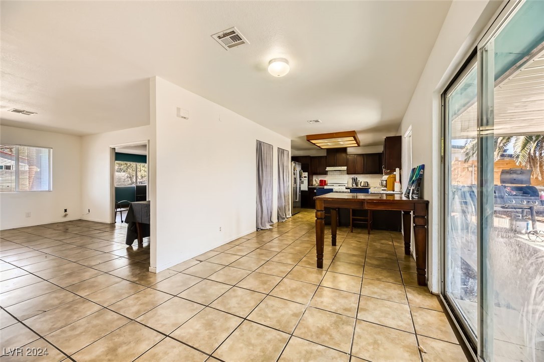 425 Oil Lantern Lane Property Photo 13