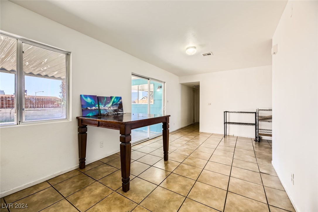 425 Oil Lantern Lane Property Photo 14