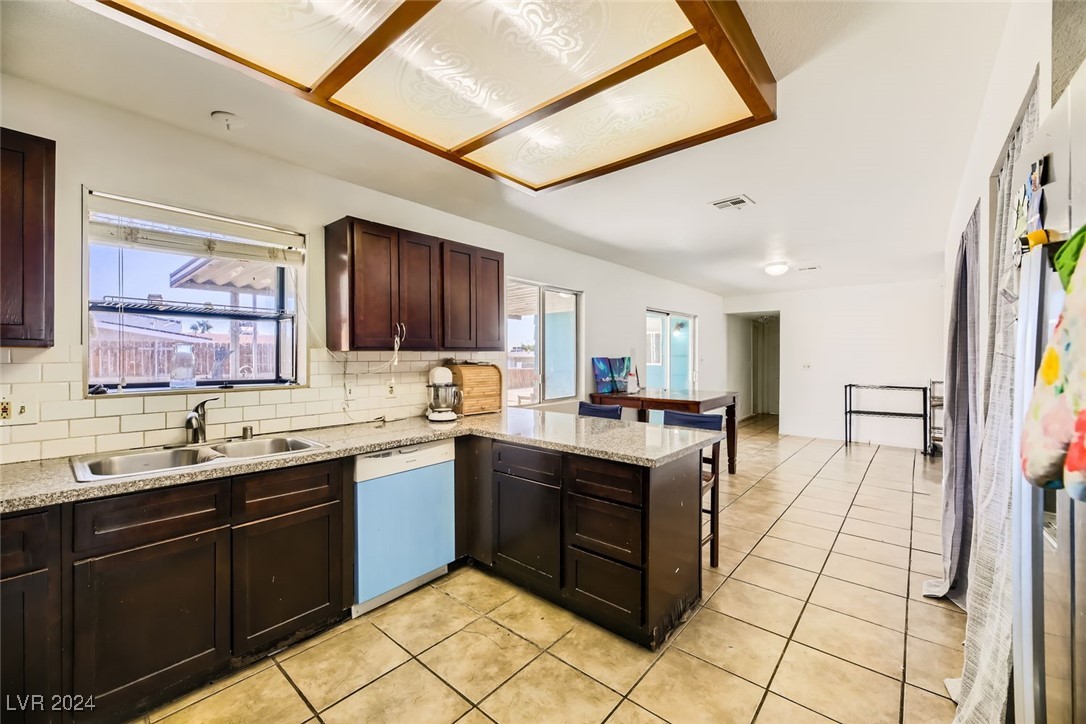 425 Oil Lantern Lane Property Photo 18