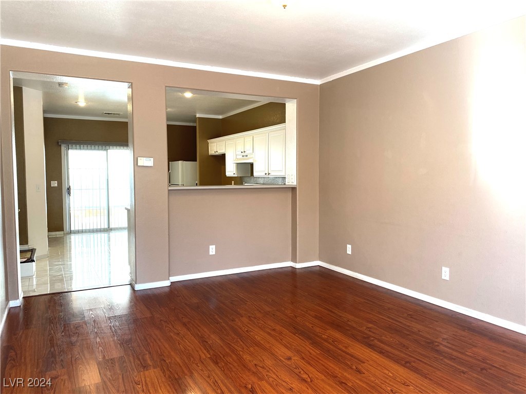 7451 Grizzly Giant Street Property Photo 3