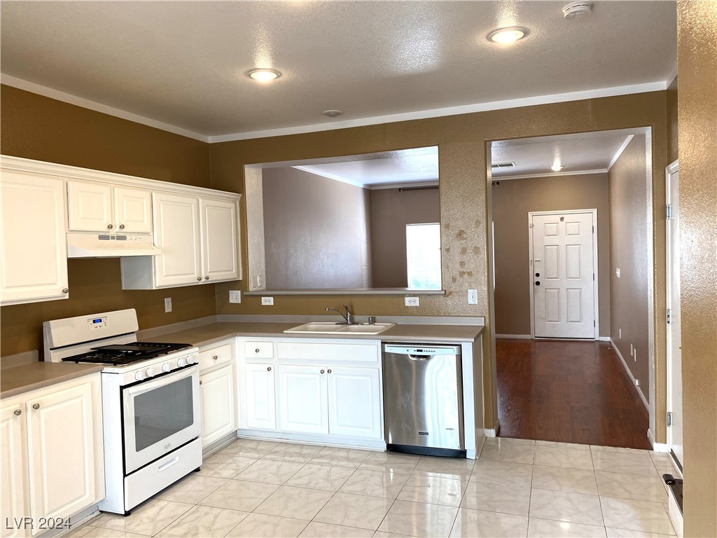 7451 Grizzly Giant Street Property Photo 8