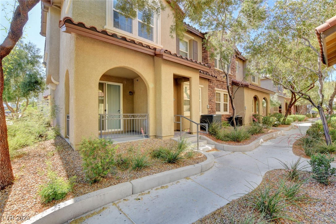 8409 Insignia Avenue 102 Property Photo 32