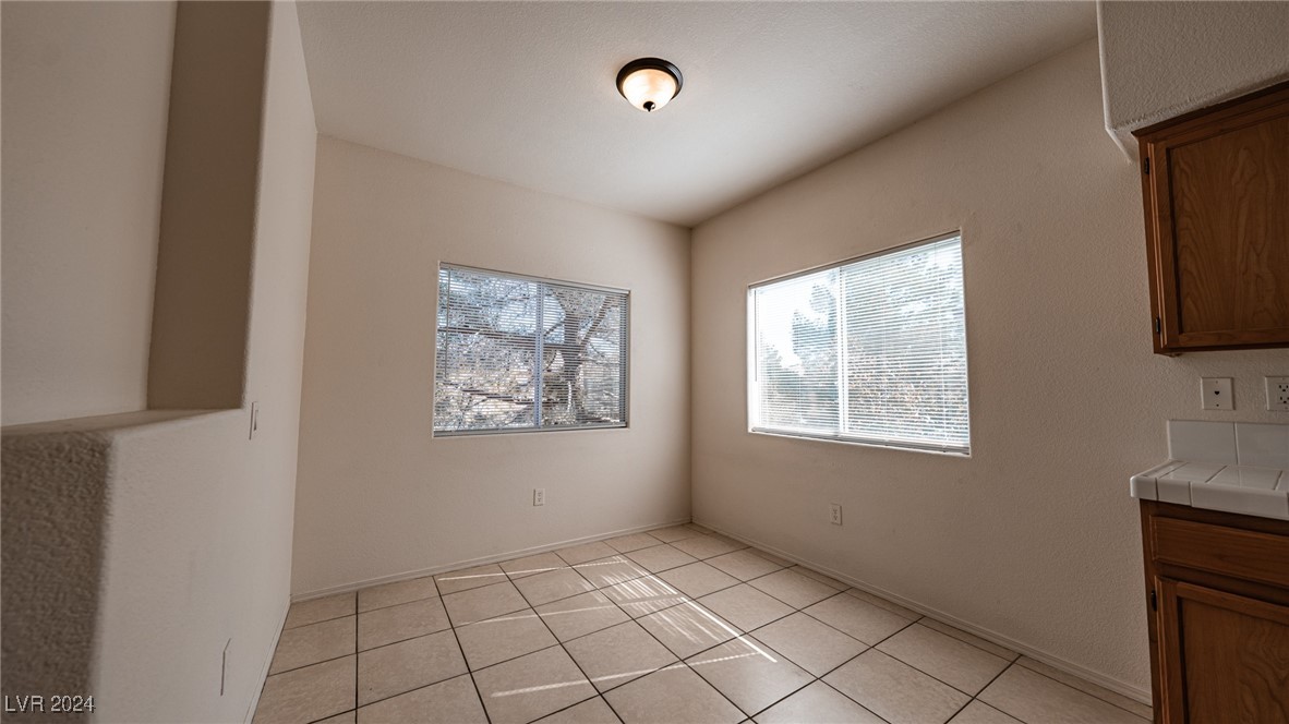 1050 East Cactus Avenue 2106 Property Photo 4