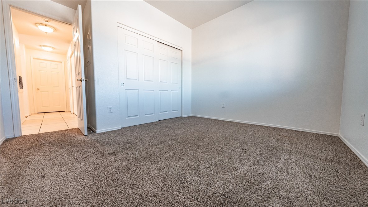1050 East Cactus Avenue 2106 Property Photo 9