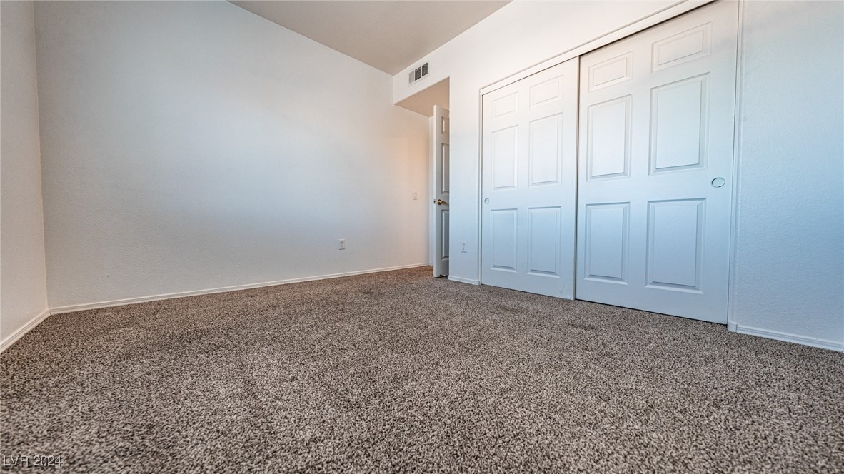 1050 East Cactus Avenue 2106 Property Photo 10