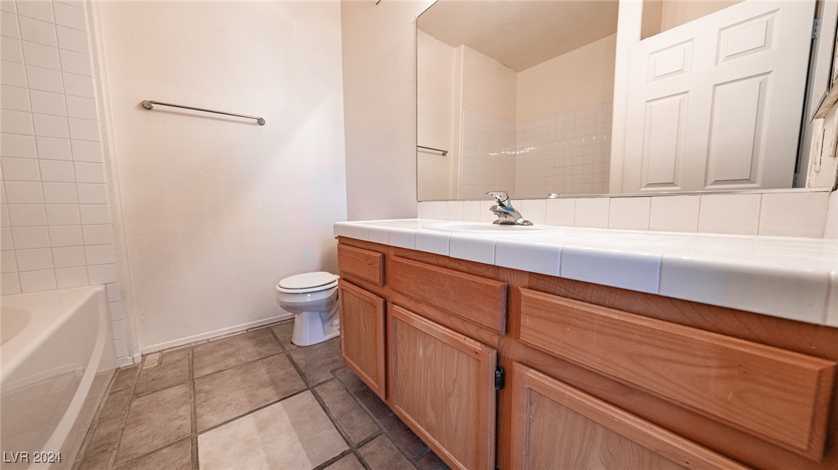 1050 East Cactus Avenue 2106 Property Photo 20