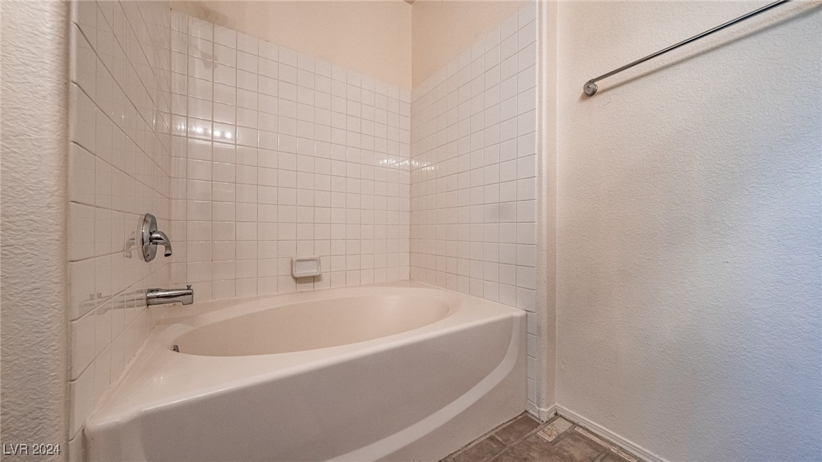 1050 East Cactus Avenue 2106 Property Photo 21