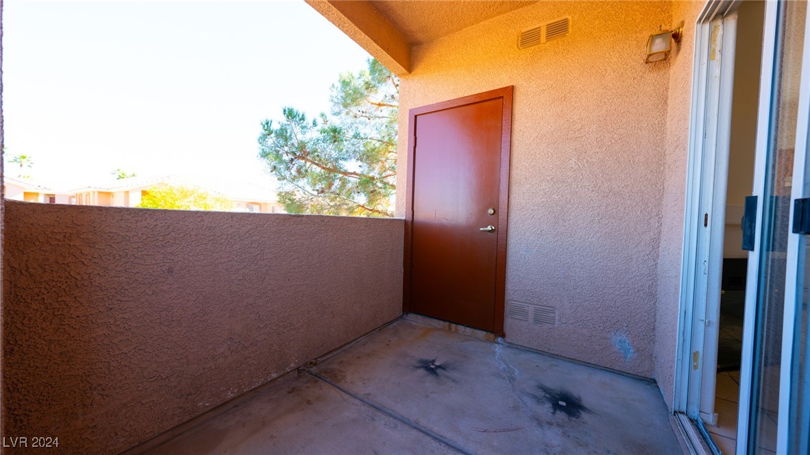1050 East Cactus Avenue 2106 Property Photo 25