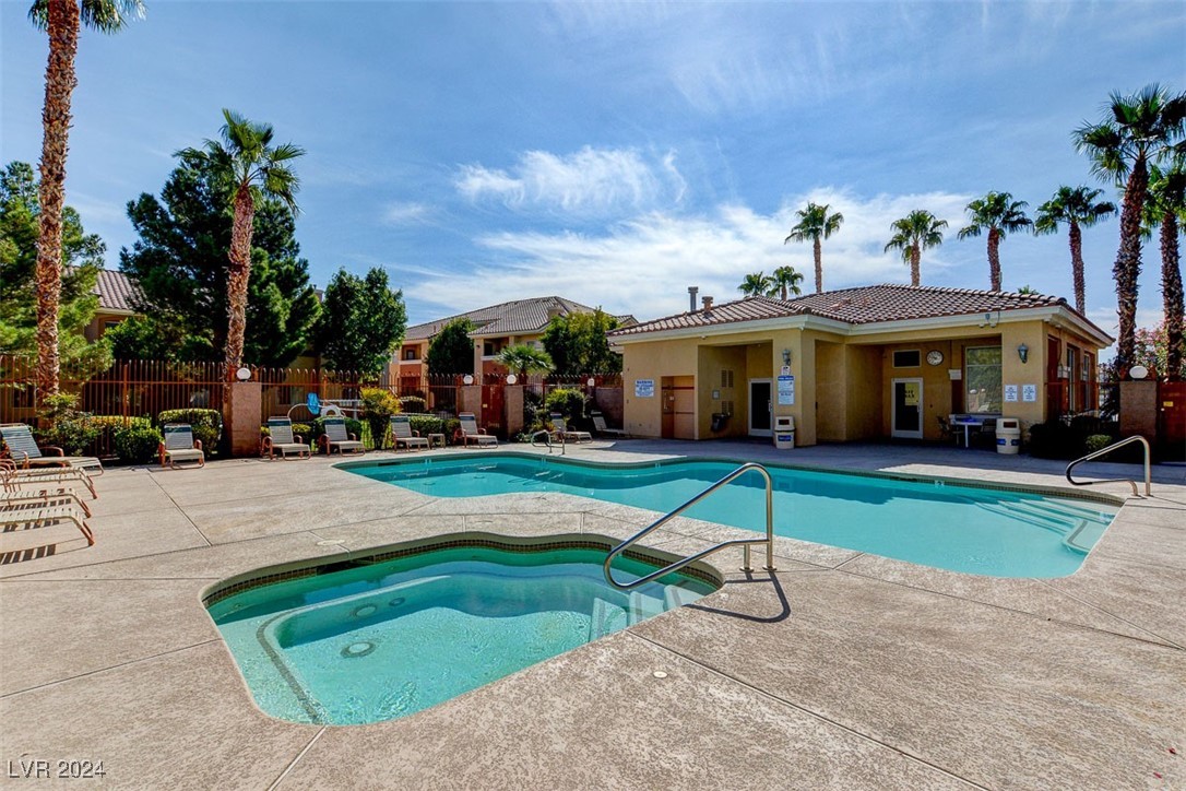 1050 East Cactus Avenue 2106 Property Photo 38