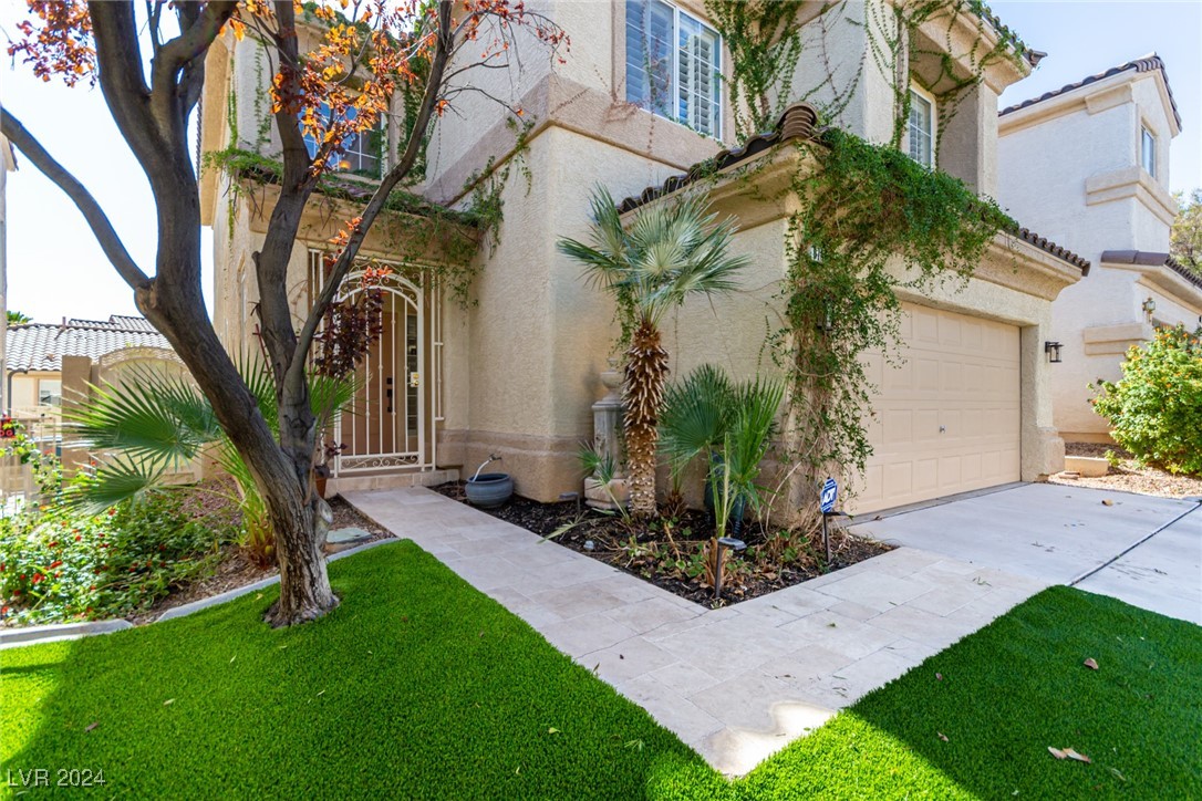 9749 Ravine Avenue Property Photo 4