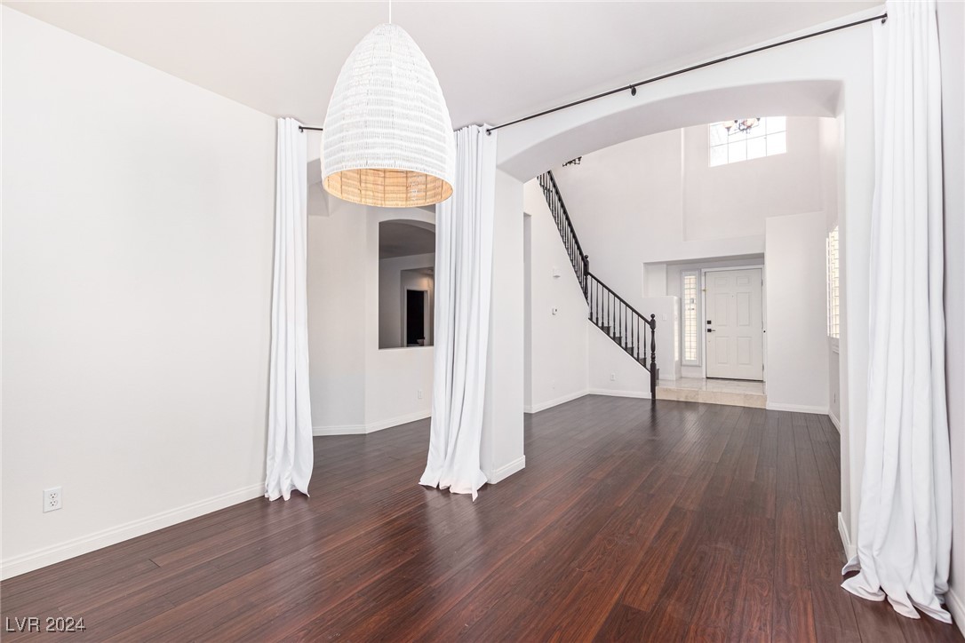 9749 Ravine Avenue Property Photo 11
