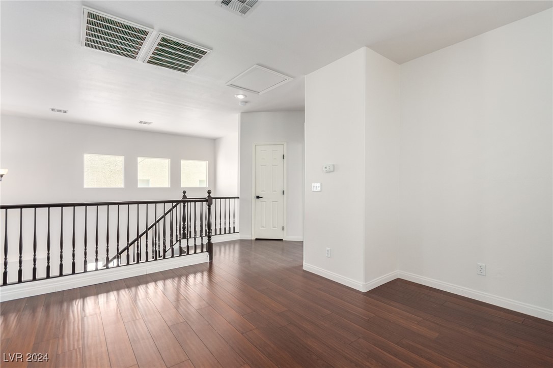 9749 Ravine Avenue Property Photo 31