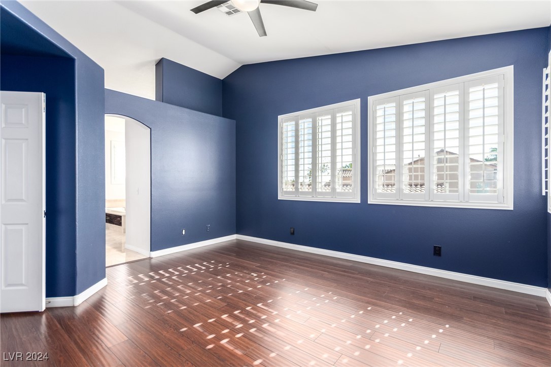 9749 Ravine Avenue Property Photo 35