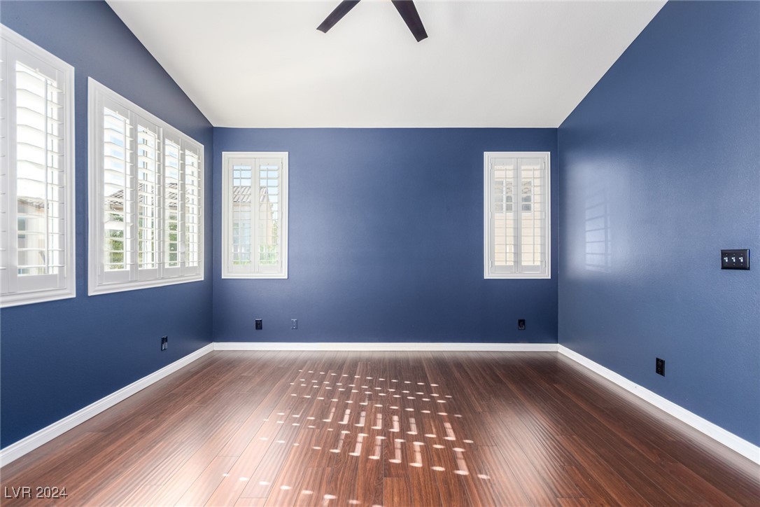 9749 Ravine Avenue Property Photo 39