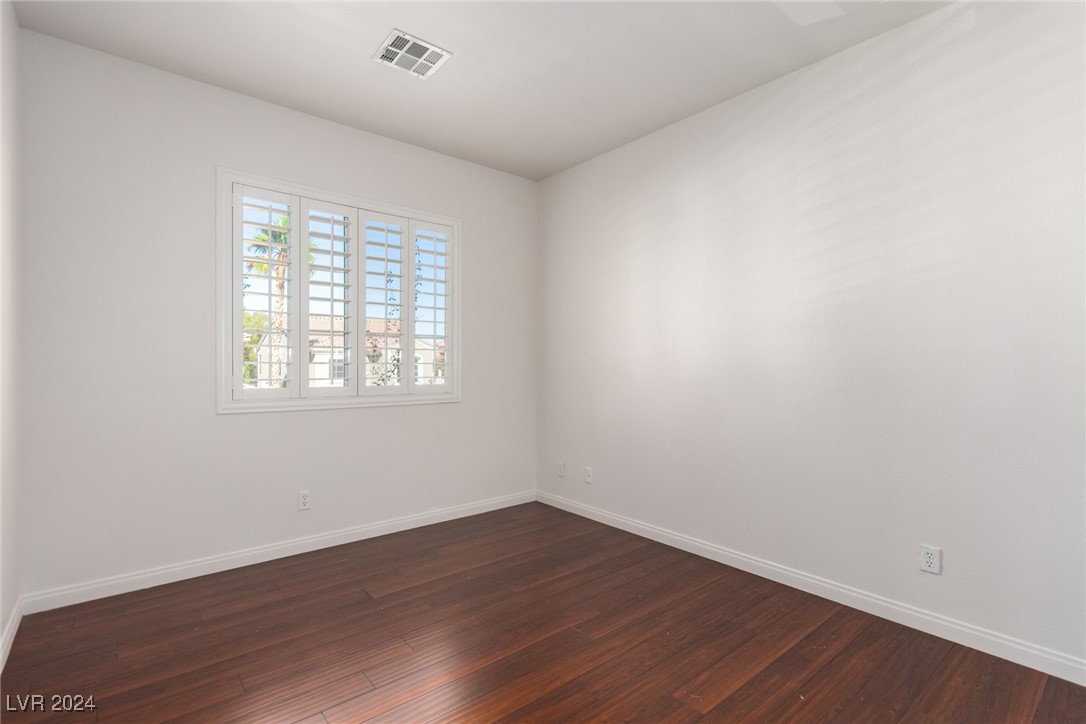 9749 Ravine Avenue Property Photo 47