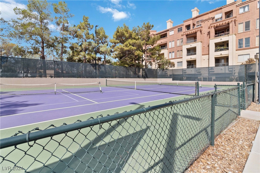 260 East Flamingo Road 433 Property Photo 49