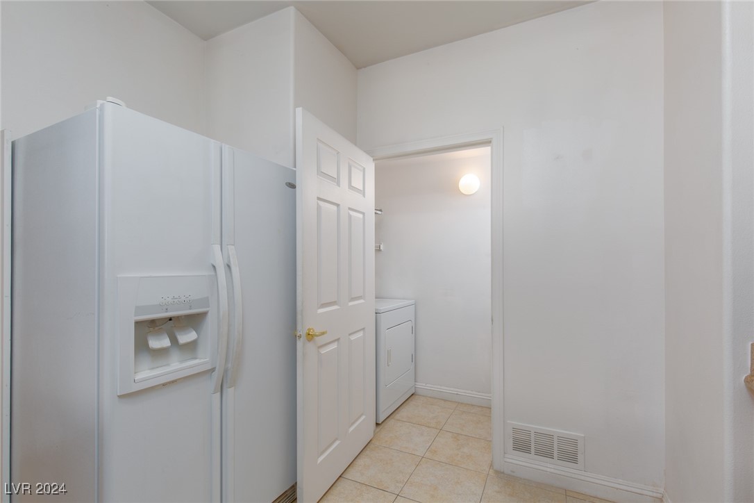 8000 Badura Avenue 1069 Property Photo 16