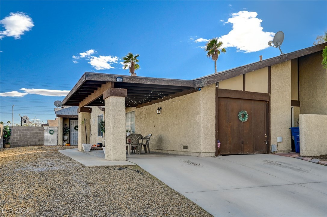 7019 Grassy Knoll Street Property Photo 2