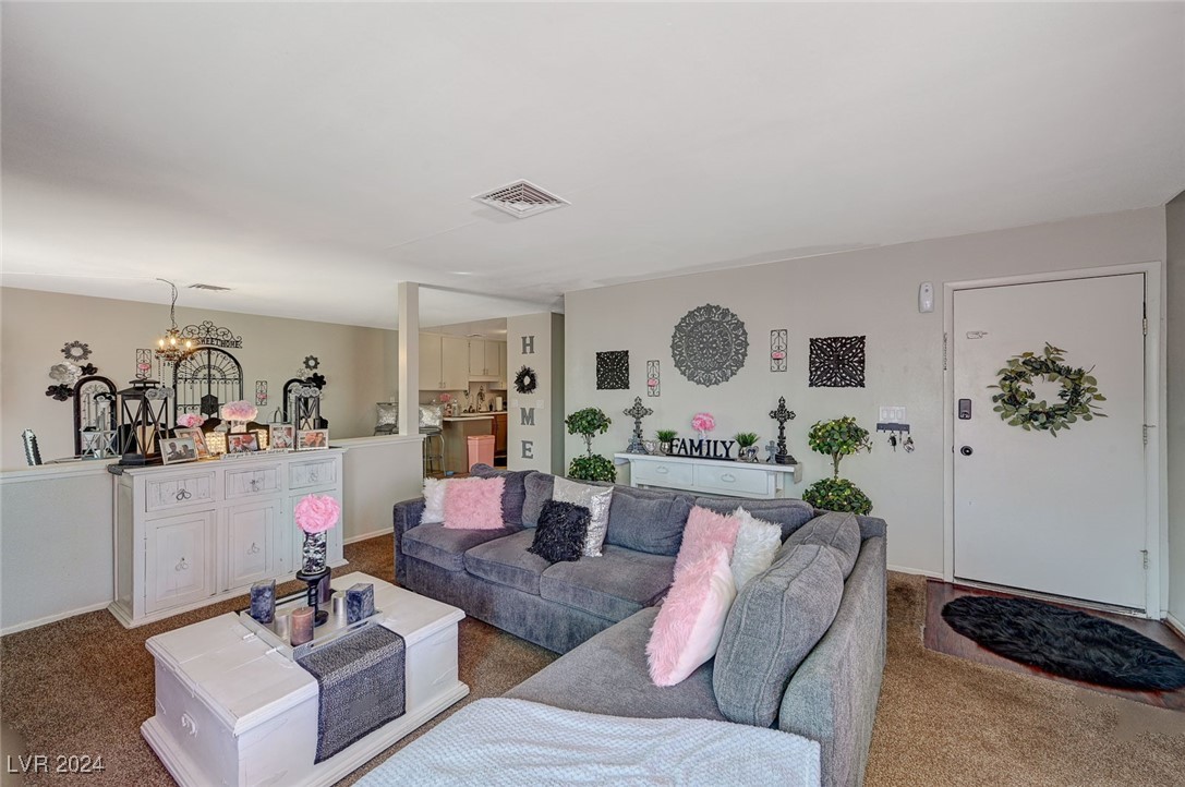 7019 Grassy Knoll Street Property Photo 8