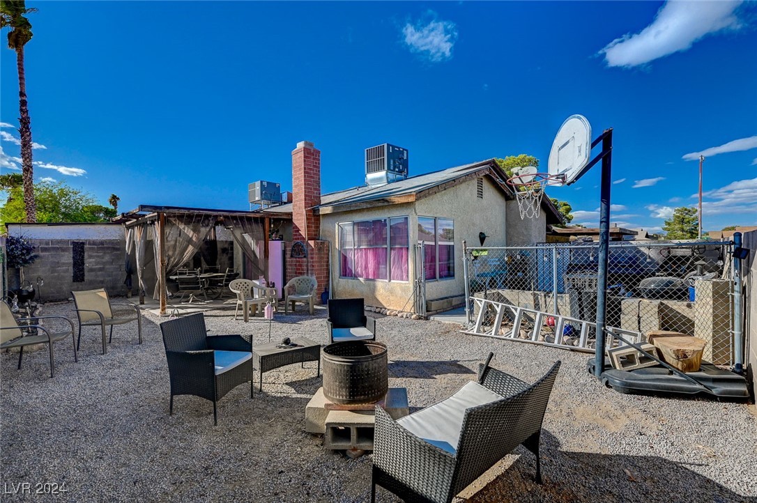7019 Grassy Knoll Street Property Photo 36