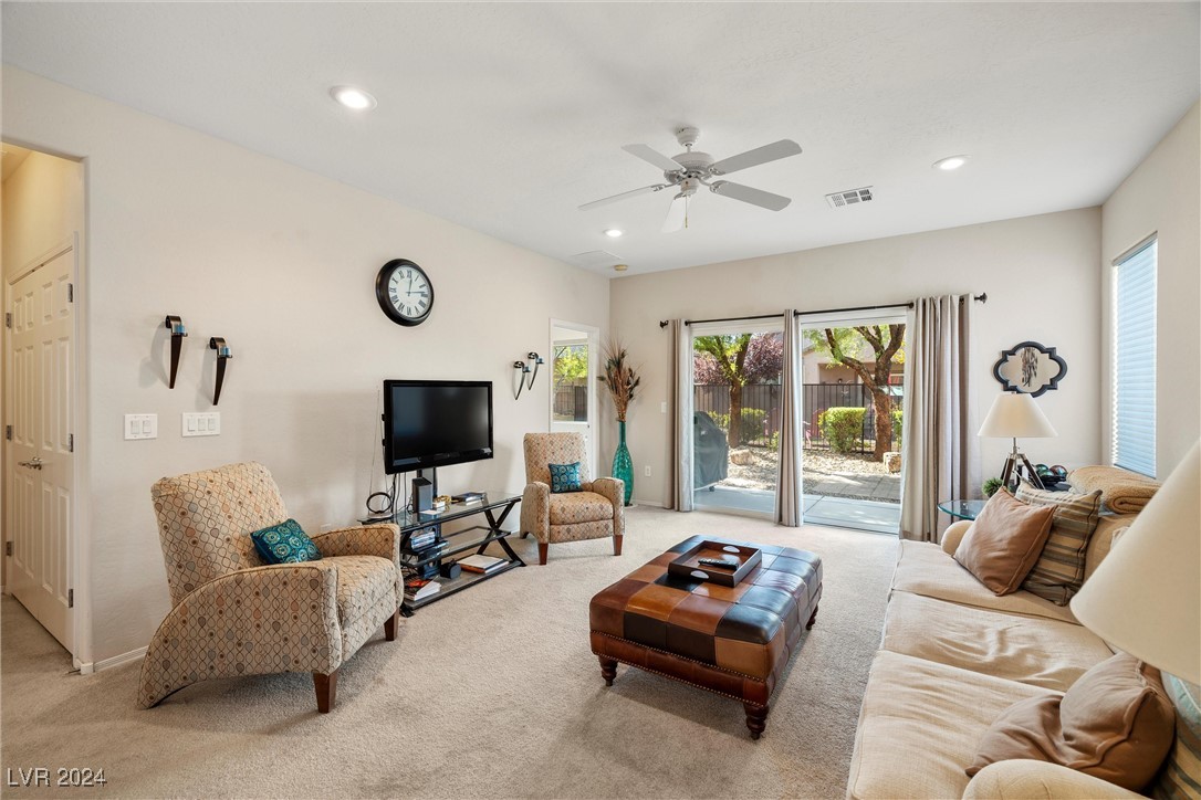 2569 Cosmic Dust Street Property Photo 3