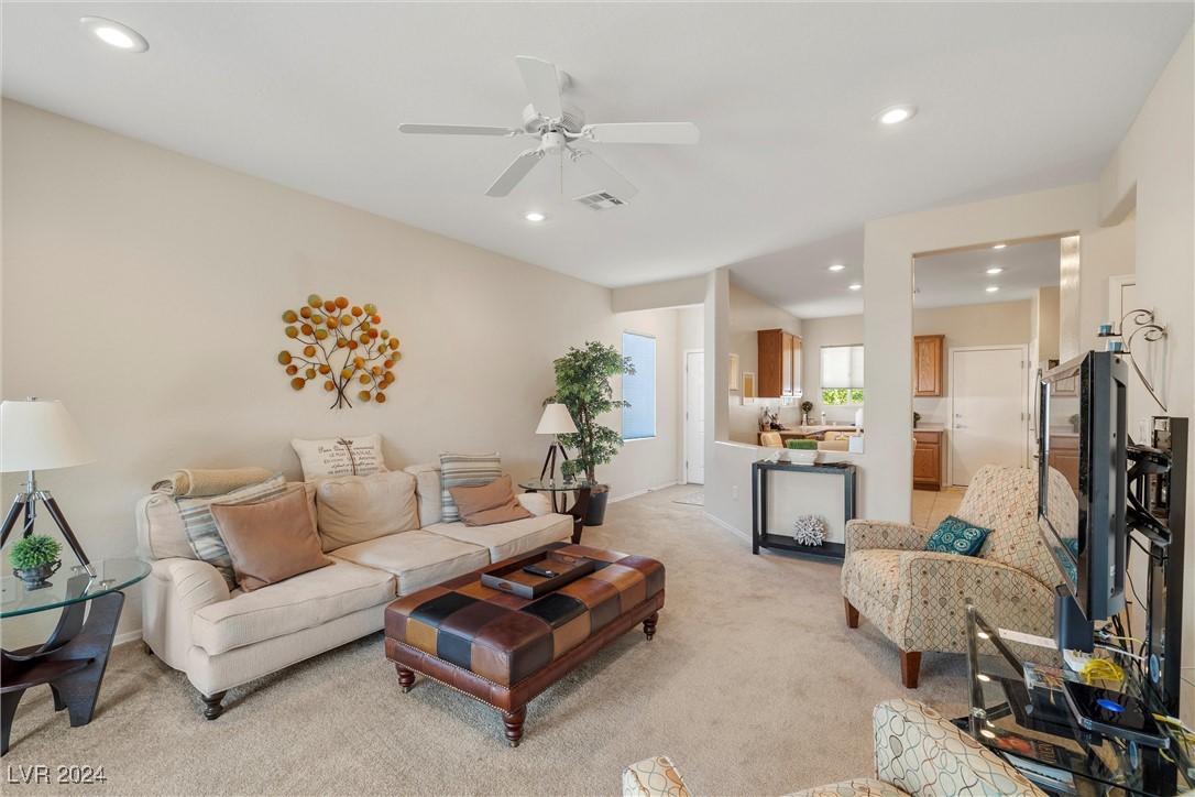 2569 Cosmic Dust Street Property Photo 6