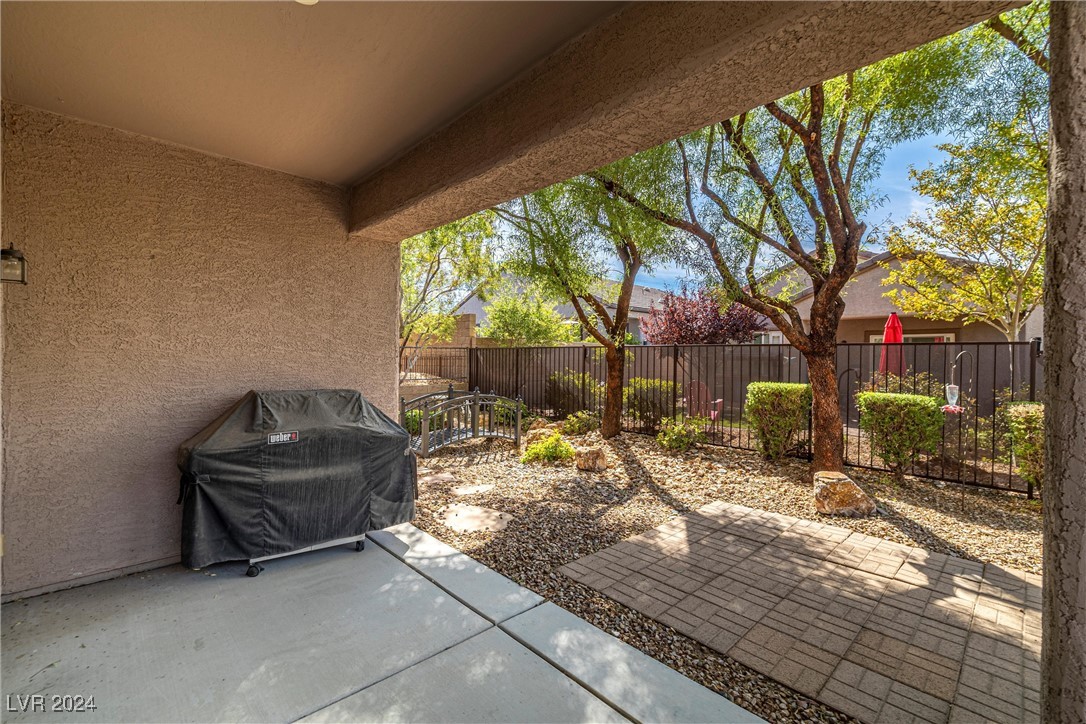 2569 Cosmic Dust Street Property Photo 21
