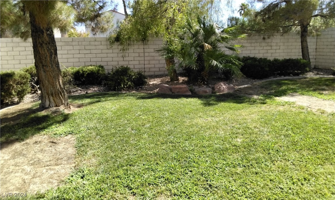 8917 Picket Fence Avenue Property Photo 29