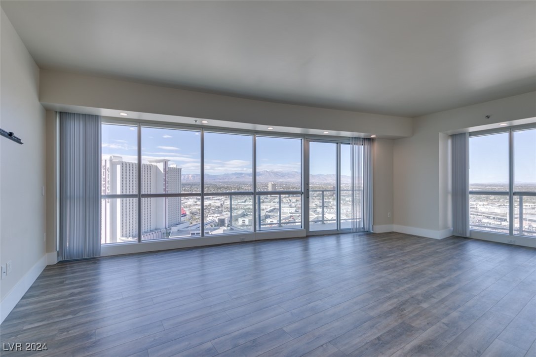 2700 Las Vegas Boulevard 2002 Property Photo 12