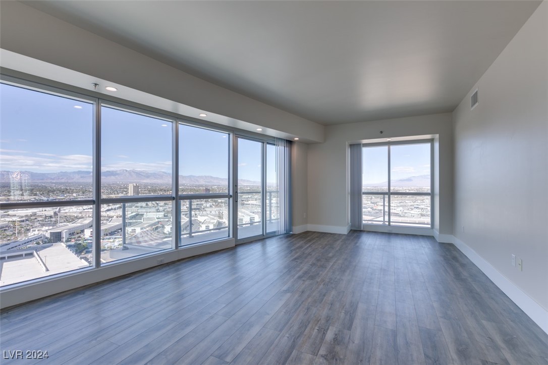 2700 Las Vegas Boulevard 2002 Property Photo 13