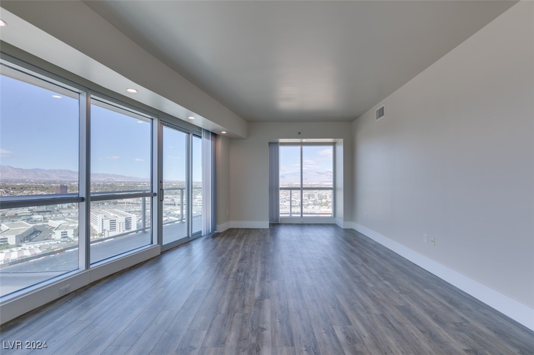 2700 Las Vegas Boulevard 2002 Property Photo 21