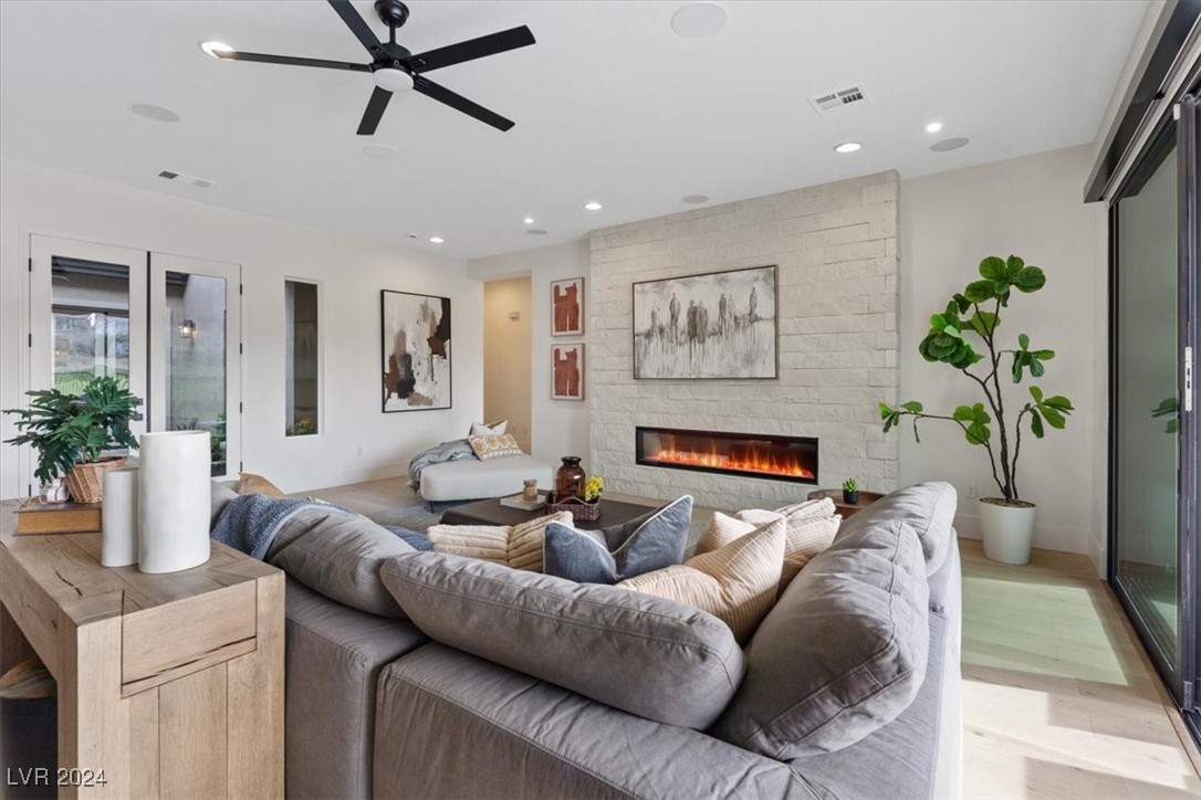 2019 Orchard Mist Street Property Photo 9