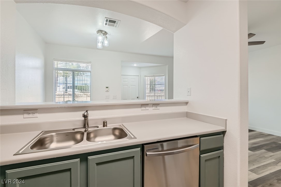 1229 Nevada Sky Street Property Photo 13