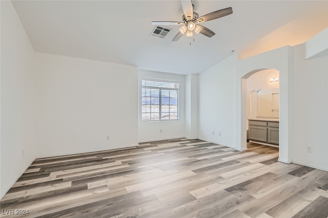1229 Nevada Sky Street Property Photo 15
