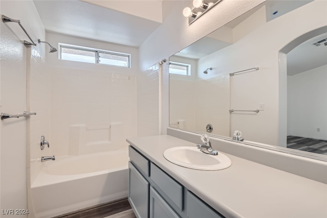 1229 Nevada Sky Street Property Photo 17