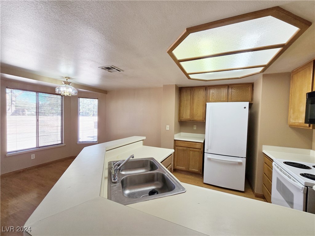 7112 Lodge Circle Property Photo 15