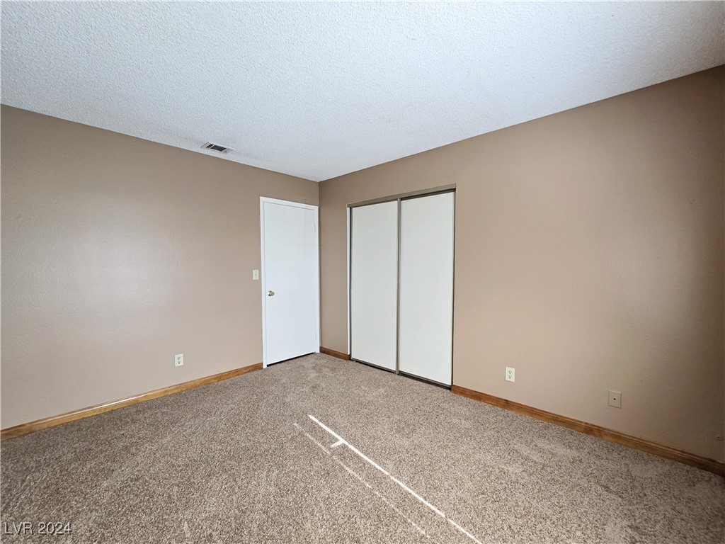 7112 Lodge Circle Property Photo 18