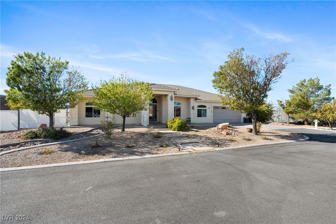 2500 South Zephyr Avenue Property Photo 4