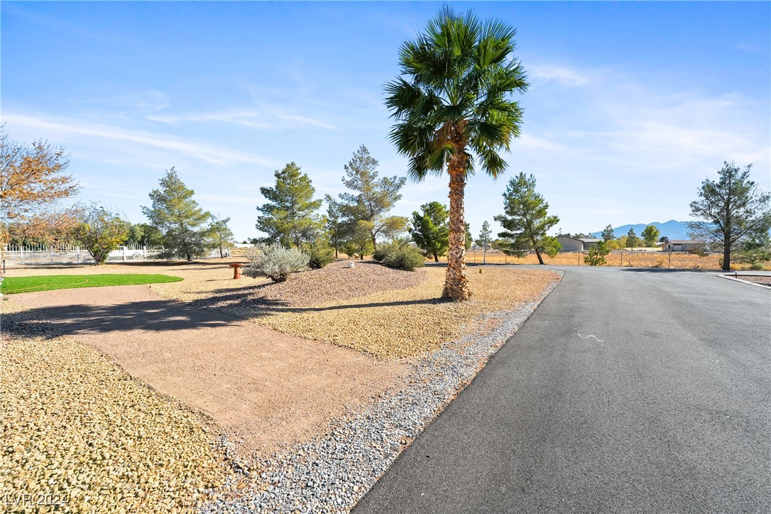 2500 South Zephyr Avenue Property Photo 7