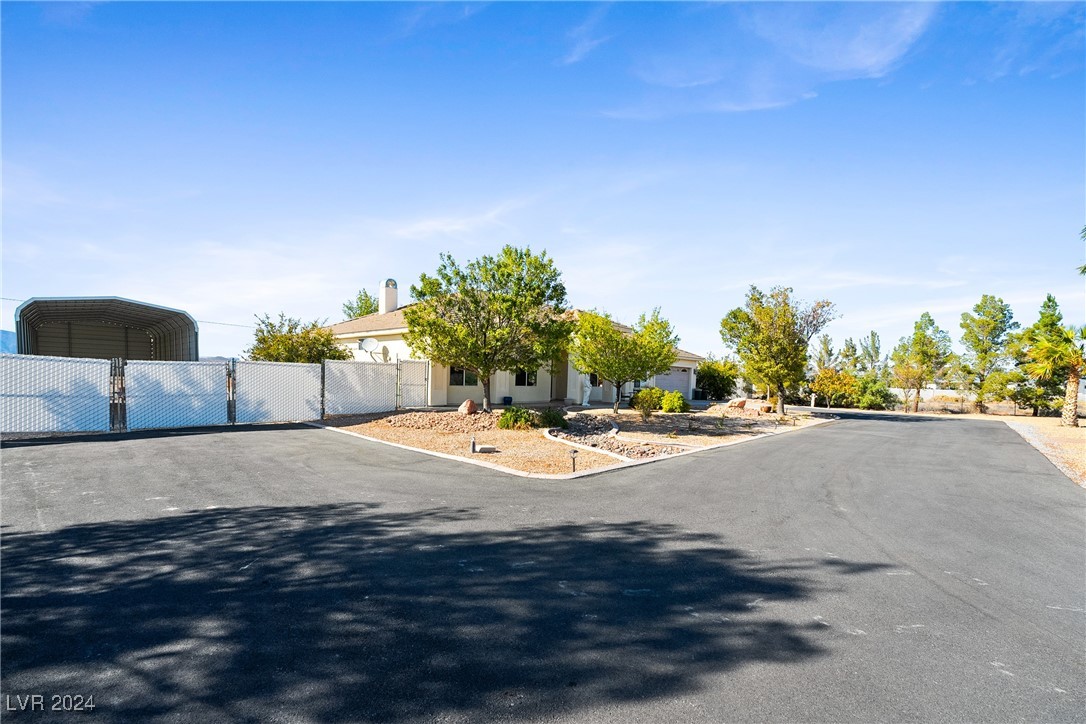 2500 South Zephyr Avenue Property Photo 8