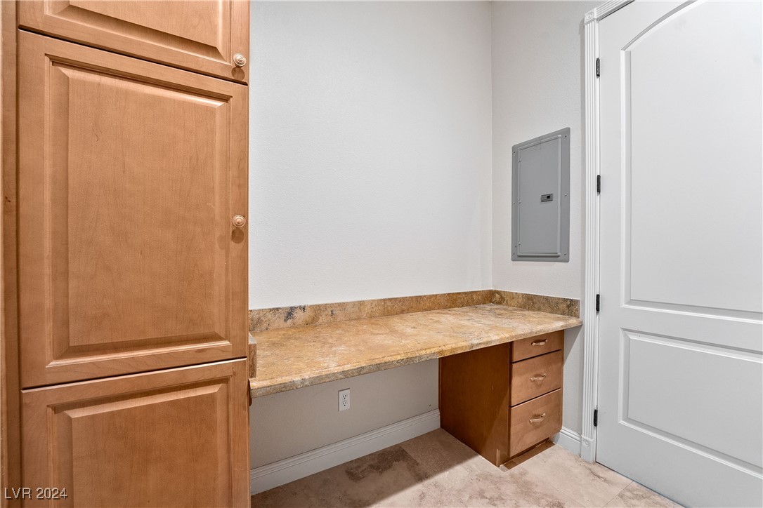 2500 South Zephyr Avenue Property Photo 31